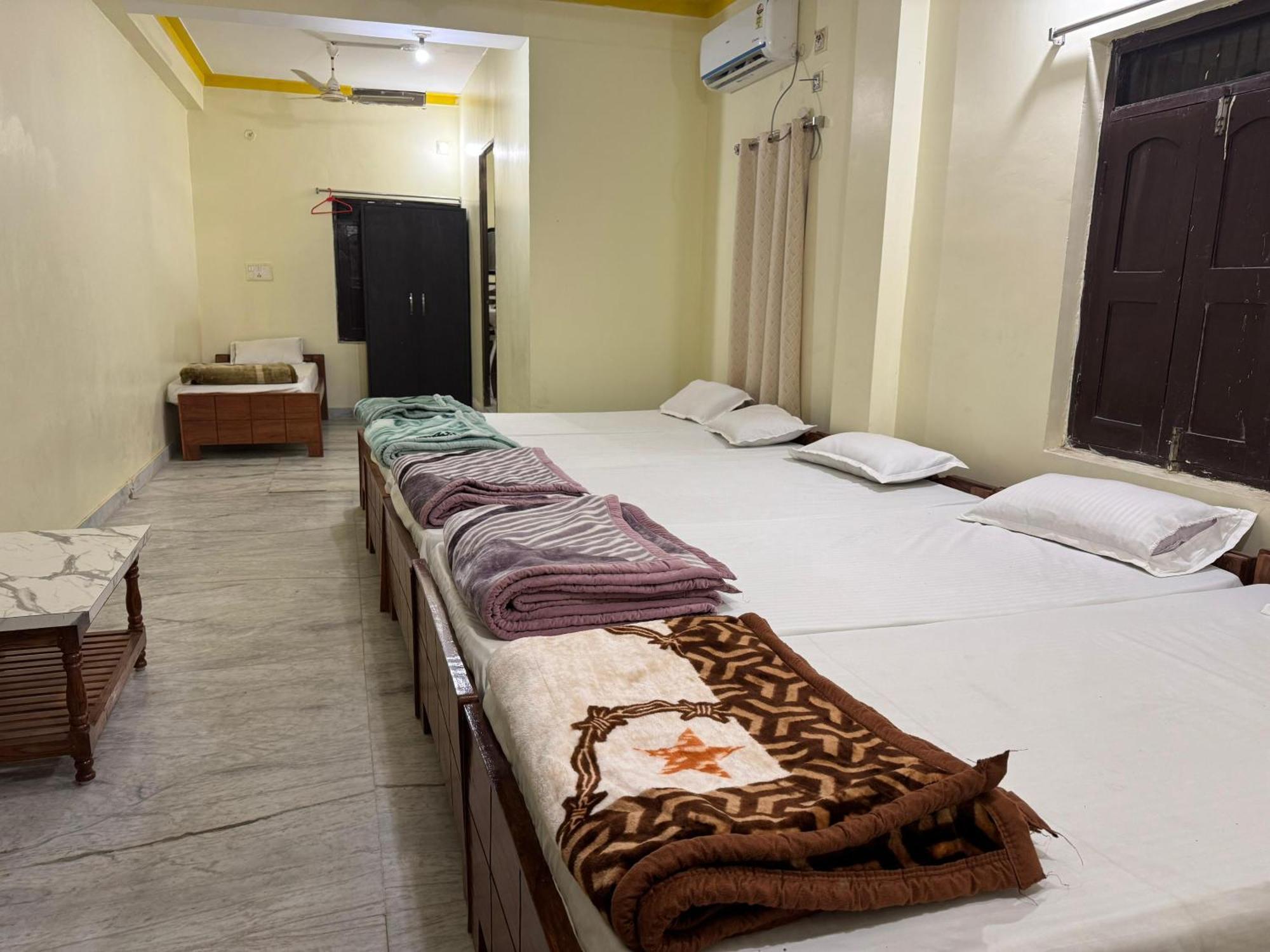 Hotel Manokamna Bodh Gaya Luaran gambar